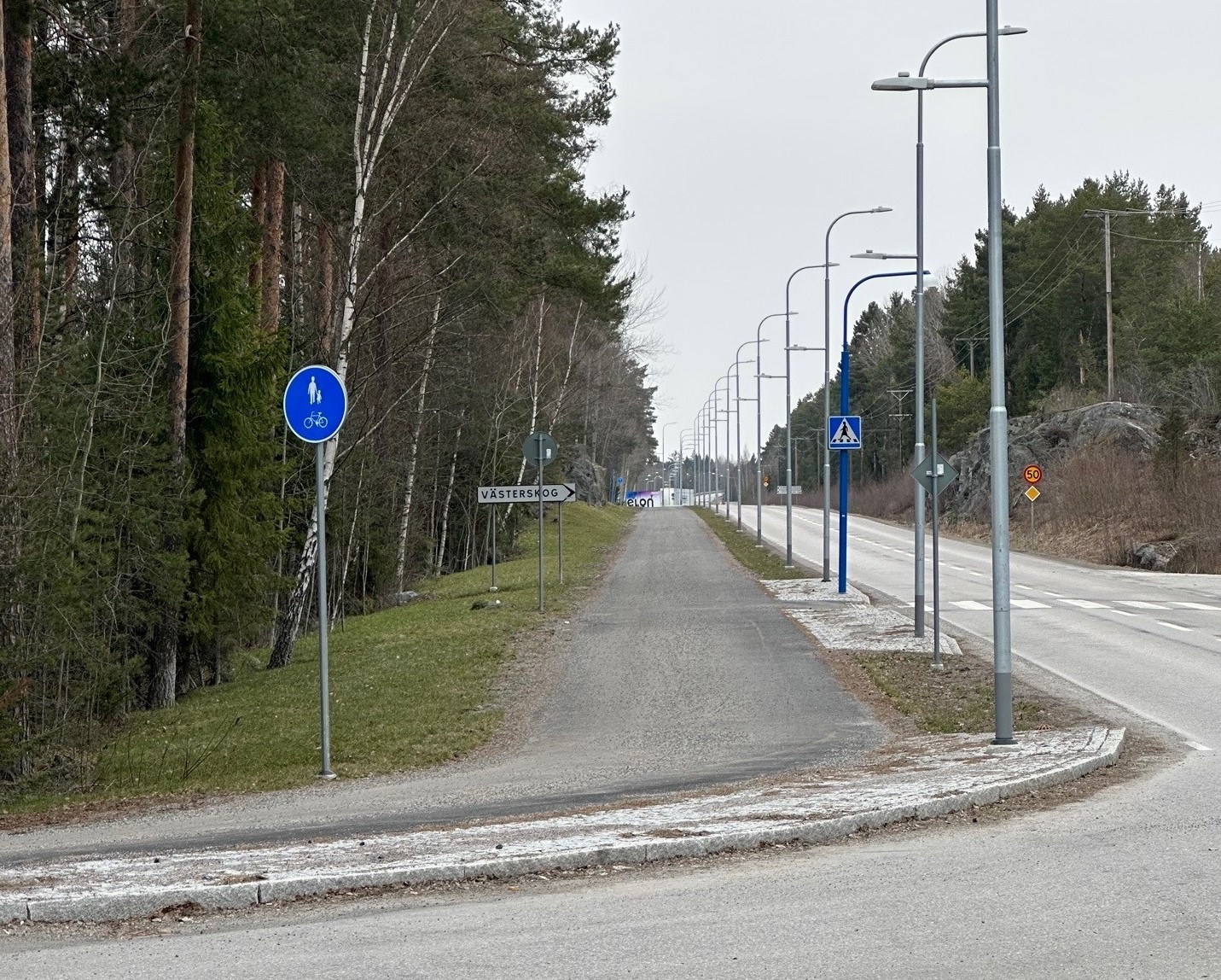 Gång- och cykelbana i Bålsta